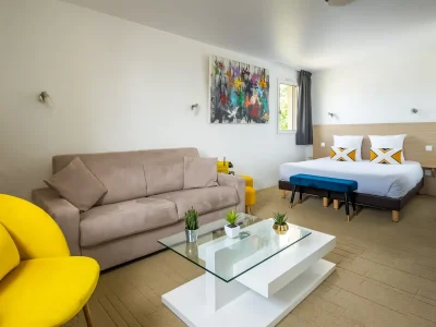 HOTEL-RESTAURANT-CLOS-FLEURI-8211-Castelnaudary_2505350