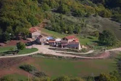 Hameau-de-Bouyssi-Maison-T5-quotGrangequot-8211-Saint-Affrique_2240705