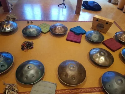 Handpan-–-Atelier-de-musique-pour-debutants-avec-Tilo-Wachter-8211-20-07-2025-8211-Dompierre-les-Eglises_2613629