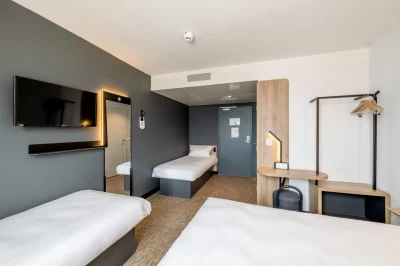 Hotel-B-amp-B-Bordeaux-Centre-Gare-Saint-Jean-8211-Bordeaux_2596125
