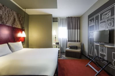 Hotel-Ibis-Bordeaux-Centre-Gare-Saint-Jean-8211-Bordeaux_1314856