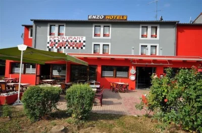 Hotel-Kyriad-Enzo-8211-Pont-a-Mousson_3407108