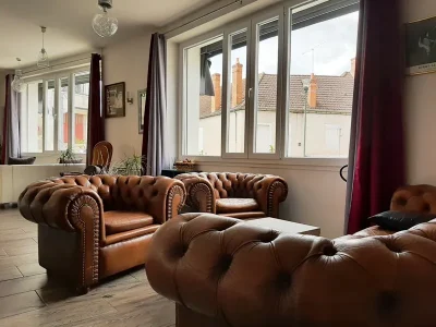 Hotel-Le-Saint-Amand-8211-Saint-Amand-Montrond_1942855