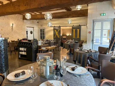 Hotel-Le-XII-de-Luynes-8211-Luynes_3507115