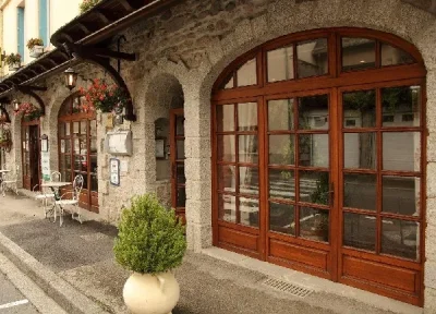 Hotel-Les-Deux-Vallees-8211-Entraygues-sur-Truyere_2231510