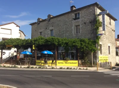 Hotel-Restaurant-Auberge-de-la-Tour-8211-Sauzet_2491919