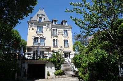 Hotel-Restaurant-Le-Terminus-8211-Cahors_2492037