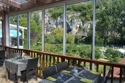 Hotel-Restaurant-Les-Falaises-8211-Bouzies_2491987