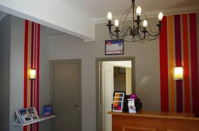 Hotel-The-Originals-Le-Savoy-8211-Caen_3490897