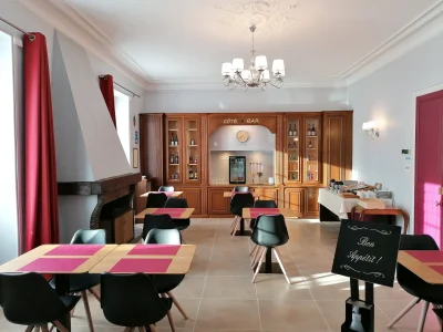 Hotel-le-Dormeux-8211-Mehun-sur-Yevre_3257572