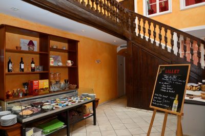 Hotel-restaurant-des-Arceaux_68572