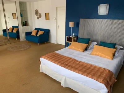 Hotel-restaurant-quotLe-Centralquot-8211-Coulon_3201933