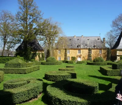 Itineraire-de-mobilite-Sarlat-8211-Les-Jardins-d039Eyrignac-8211-Salignac-Eyvigues-8211-Sarlat-la-Caneda_3868501