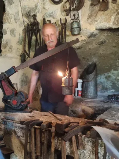 JEP-2025-8211-Les-objets-et-outils-d039autrefois-a-la-Maison-de-la-Bourette-Vabre-Tizac-8211-Le-Bas-Segala_3028848