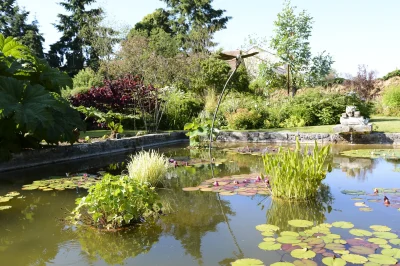 Jardin-de-la-Duchaylatiere-cree-par-Jean-Pierre-Coffe-8211-Saint-Denis-Lanneray_3515778