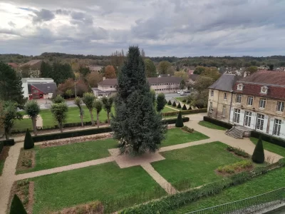 Jardin-de-la-mairie_551792