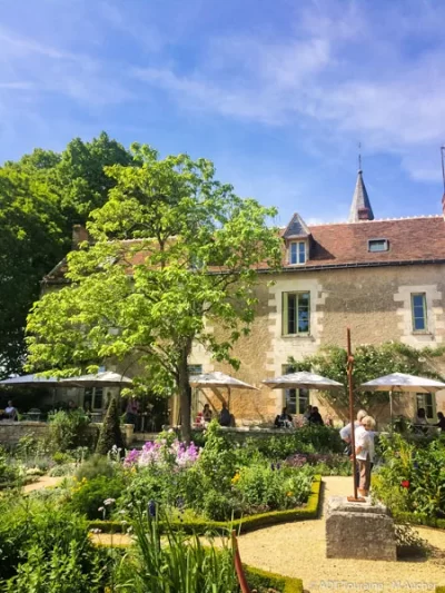 Jardin-du-presbytere-de-Chedigny_353187