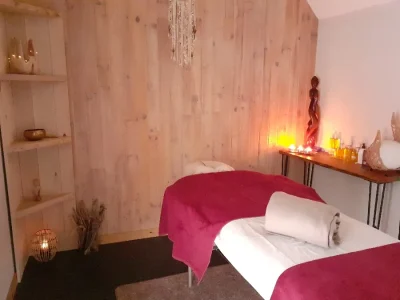 Jeanne-Massages-du-Monde-8211-Salvagnac-Cajarc_2226560