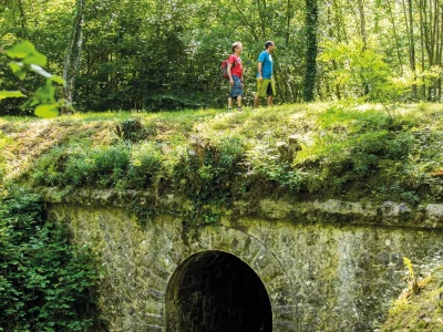 Jeu-devinettes-quotComptes-amp-comptinesquot-sur-le-Chemin-de-la-ligne-8211-Lembeye_2739785-1