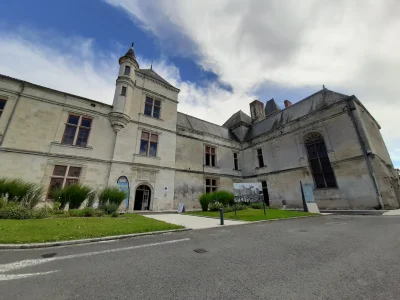 Journees-Europeennes-du-Patrimoine-visites-du-Chateau-Renaissance-et-de-ses-cuisines-sculptees-uniques-au-monde-8211-20-09-2025-8211-Coulonges-sur-l039Autize_2983001