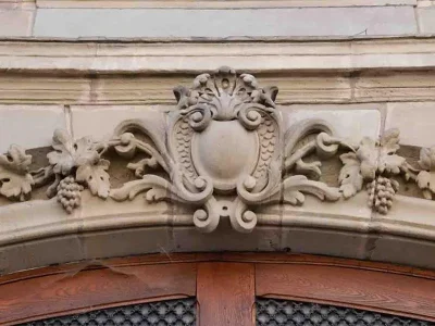 Journees-du-Patrimoine-8211-A-la-decouverte-des-linteaux-sculptes-de-Sarreinsming-8211-Sarreinsming_3816141