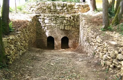 Journees-du-Patrimoine-de-Pays-et-des-Moulins-Visite-de-l039ancienne-tuilerie-des-Roques-8211-27-06-2025-8211-Lanquais_2465302