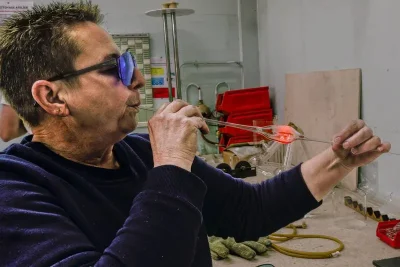 Journees-du-patrimoine-Visite-atelier-de-soufflage-de-verre-au-chalumeau-8211-20-09-2025-8211-Hagetaubin_3051488