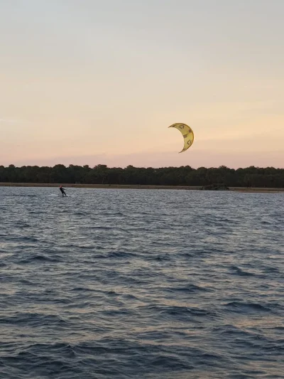 Kite-Surf-et-Wakeboard-school-8211-Evolution-2-Lacanau-8211-Lacanau_1820858