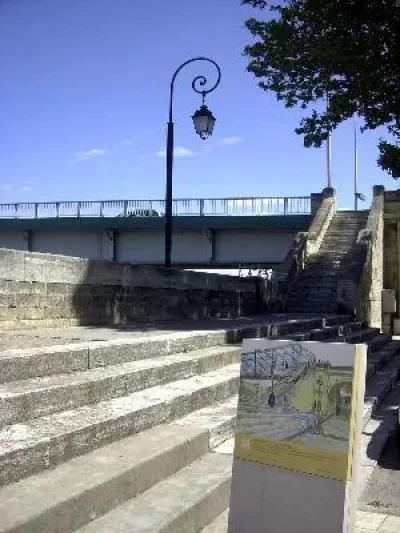 L039-escalier-du-Pont-de-Trinquetaille_665952