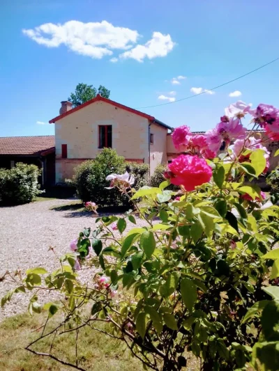 L039Antre-des-Nains-Jaune-et-Joyeux-8211-Braye-sous-Faye_3263427