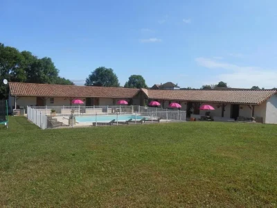 L039Auberge-8211-Gite-Gerbera-8211-Abjat-sur-Bandiat_3736054