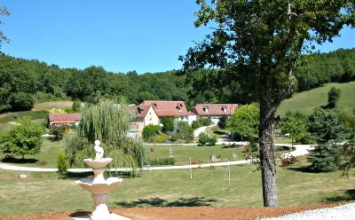L039Ecurie-8211-Hameau-Les-Combelles-8211-Martel_2443904