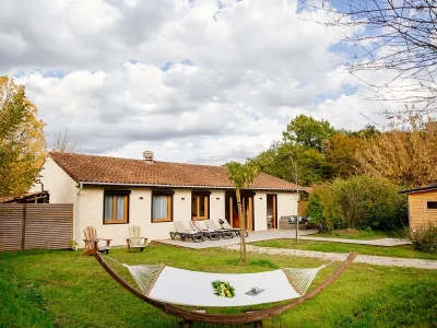 L039Espace-bien-etre-du-Domaine-EcOtelia-8211-Le-Nizan_1949918