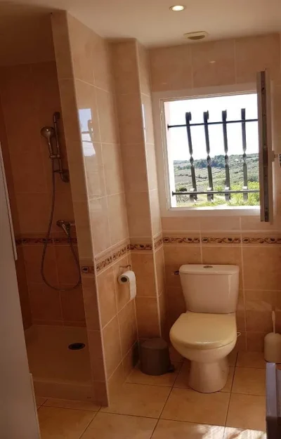 LA-CARABELLE-CHAMBRE-3-8211-Autignac_2494092