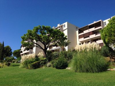 LE-CAP_172479