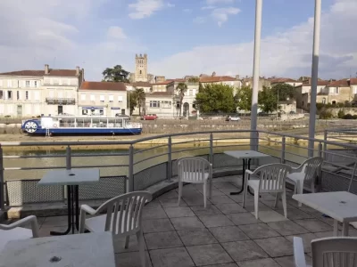 LE-D039ARTAGNAN-ECHAPPEES-GASCONNES-8211-TERRASSE-SUR-LA-BAISE_529211