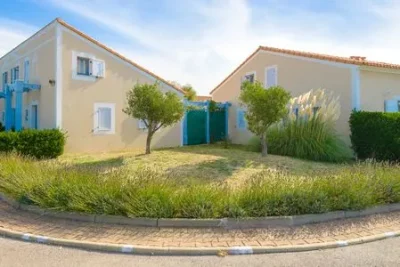 LE-SCARLETT-ET-LES-SOLEILLADES-8211-Palavas-les-Flots_2829472