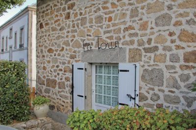 LES-GITES-DE-LA-VILLA-DES-TILLEULS-quotLA-TOURquot_123050