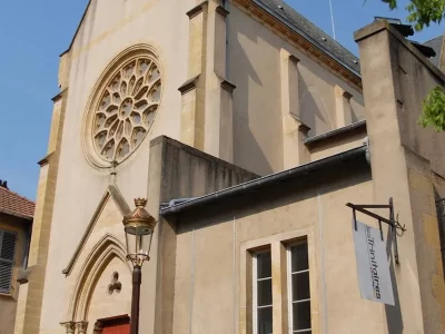 LES-TRINITAIRES_304855