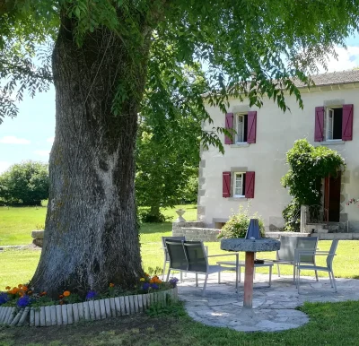 LES-VERGNES-8211-CHAMBRES-D039HOTES-8211-Saint-Pardoux-le-Neuf_3279552