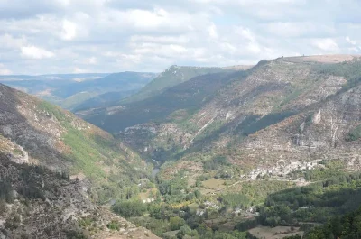 La-Chadenede-sentier-des-moines-8211-Gorges-du-Tarn-Causses_3726557