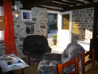 La-Ferme-du-Vey-8211-Le-Fuchsia-8211-Le-Vey_2529439