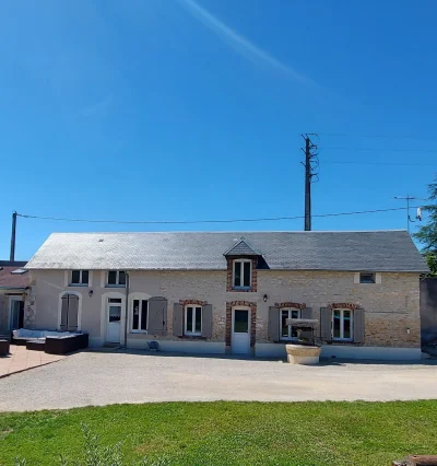 La-Longere-d039Ines-8211-proche-de-Bourges-8211-Moulins-sur-Yevre_3828877