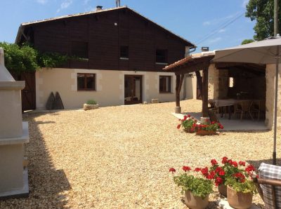 La-Maison-du-Lac-Gite_105028