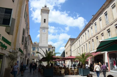 La-Place-de-l039Horloge-8211-Nimes_1691740