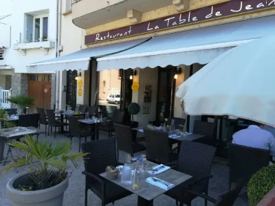La-Table-de-Jean-8211-Saint-Affrique_2241797