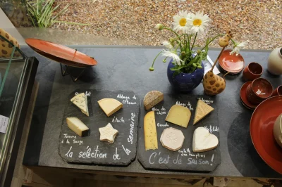 La-fromagerie-d039Annabelle-8211-Pont-l039Eveque_2526652