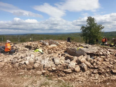 La-necropole-megalithique-de-Pech-Laglaire-8211-Visite-chantier-de-fouilles-8211-Grealou_3003537
