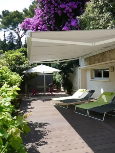 La-petite-Hestia-8211-Cassis_2684710
