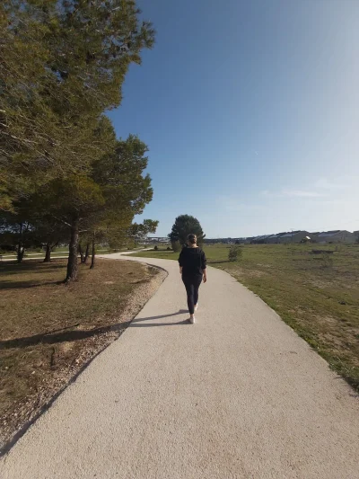 La-voie-verte-du-centre-ville-vers-Croix-Sainte-8211-Martigues_25077